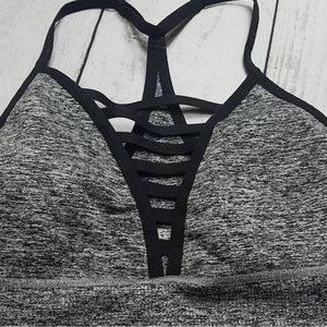 Besty johnson seamless sports bra